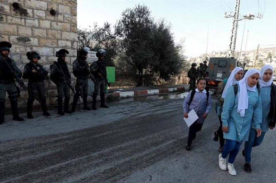 اعتداء جيش الاحتلال على طلبة مدارس القدس